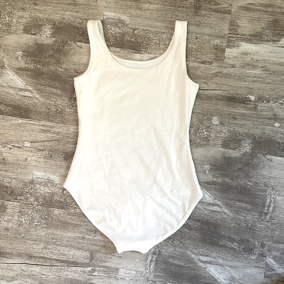 Bloch Simple White Leotard - Picture 2 of 2